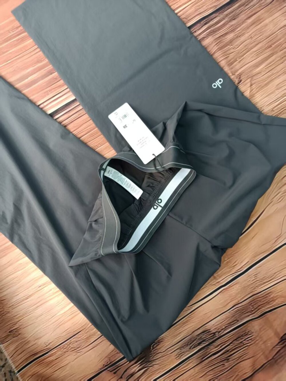 🎬Alo Yoga Suit Up Trouser Dark Grey Regular 30 Inseam ✨ - Picture 5 of 11